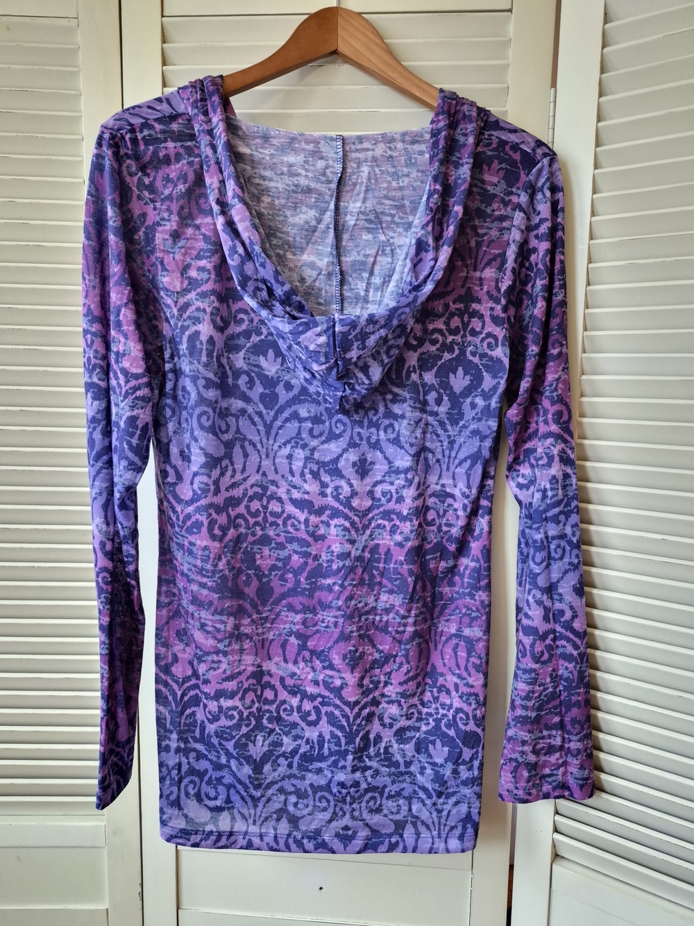 The Balance Collection By Marika Hoodie Size Large - Picture 2 of 3
